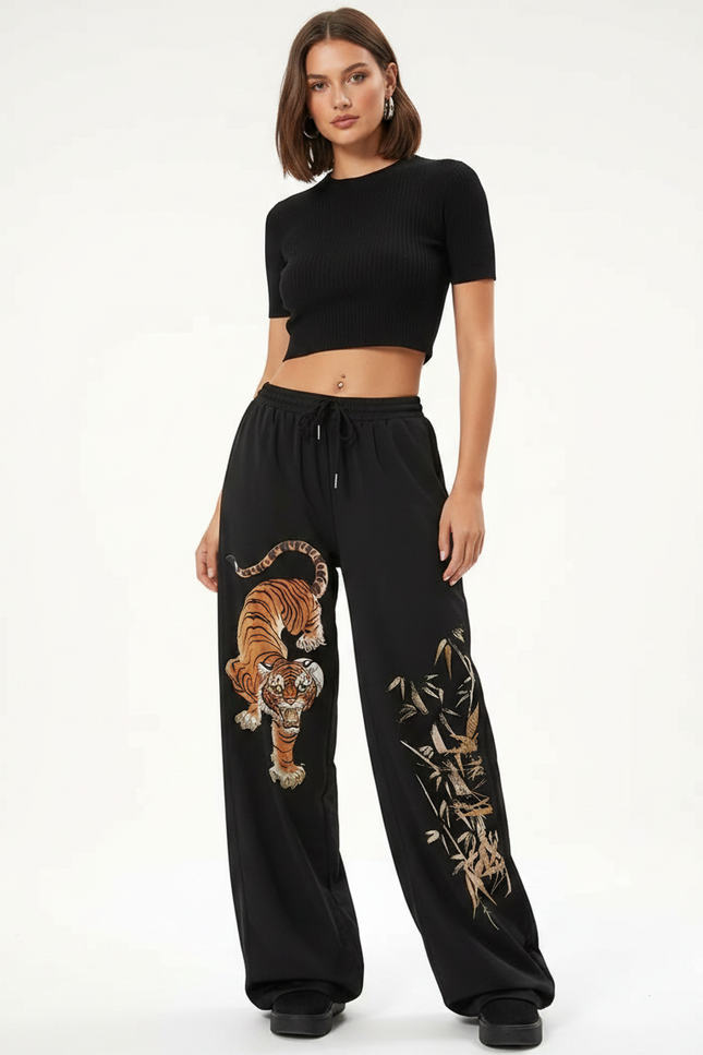 Pantalon Parachute Noir Ample Brodé Tigre Bambou - Molleton
