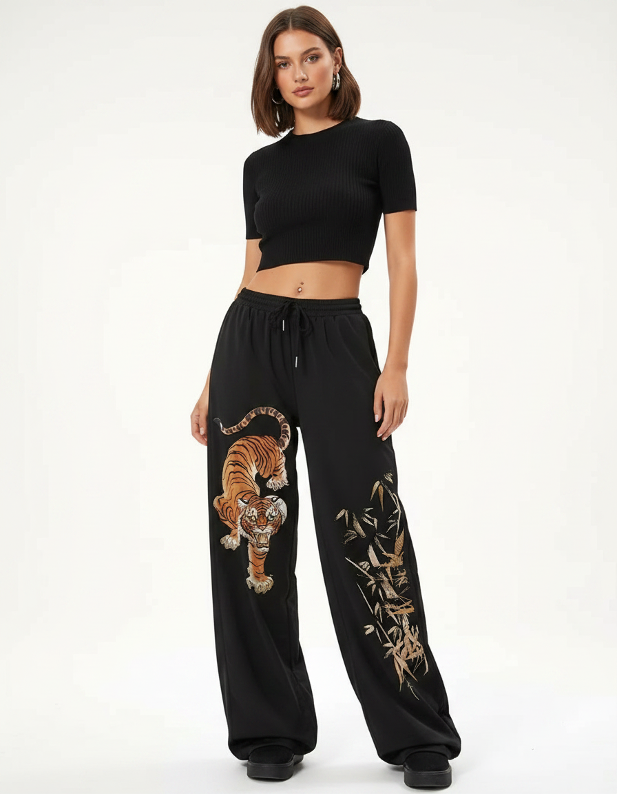 Pantalon Parachute Noir Ample Brodé Tigre Bambou - Molleton